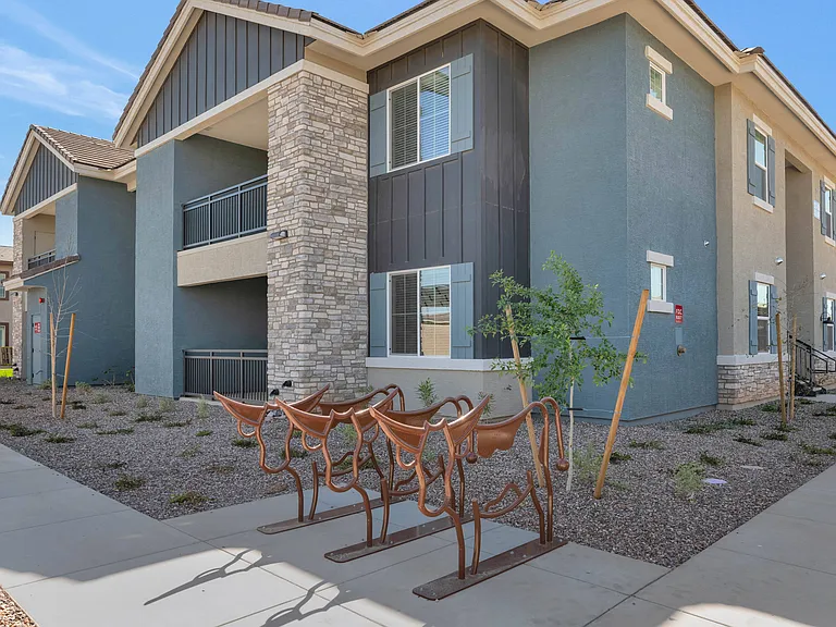 Everly at Morrison Ranch Luxury Apartments — Photo 58
