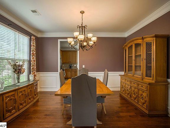 4th image of 34 Kelsey Glen Ln