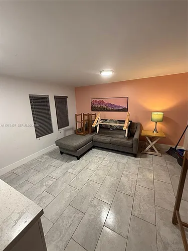 2020 Washington St Photo 1