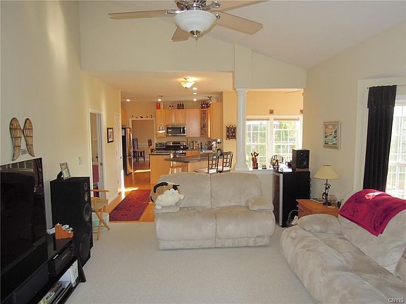 5th image of 8255 Justin Dr