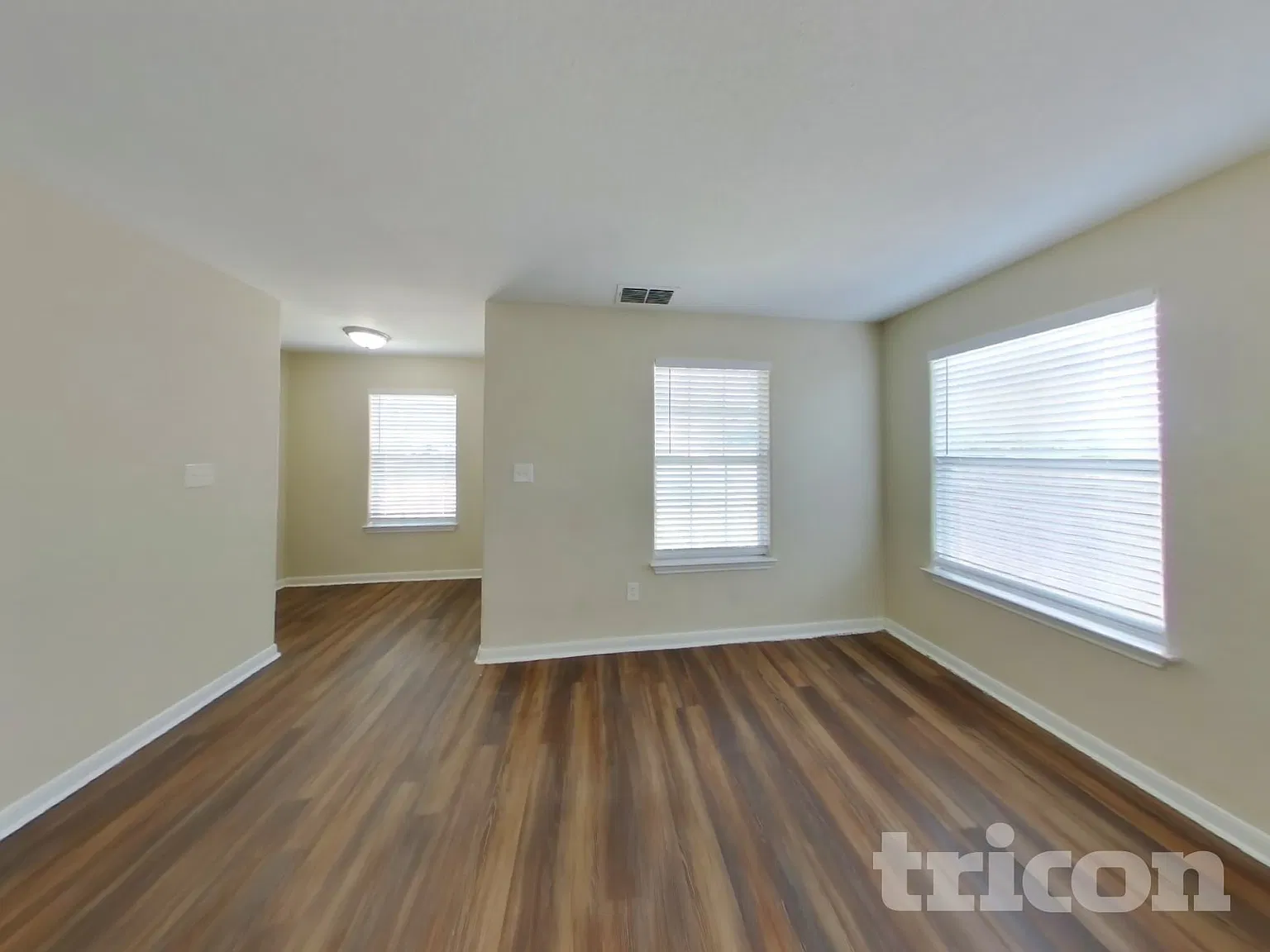 11247 Country Canyon San Antonio TX — Photo 2
