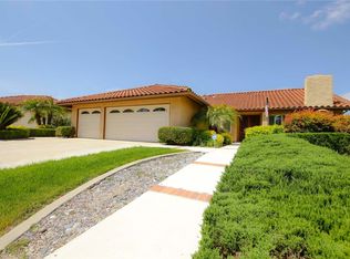 811 Inspiration Ln, Escondido, CA 92025