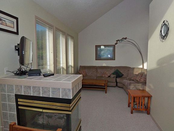 3rd image of 1630 NW 39th St