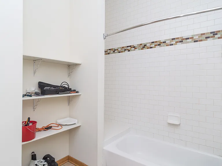 1004 S Loomis St #2 — Photo 21