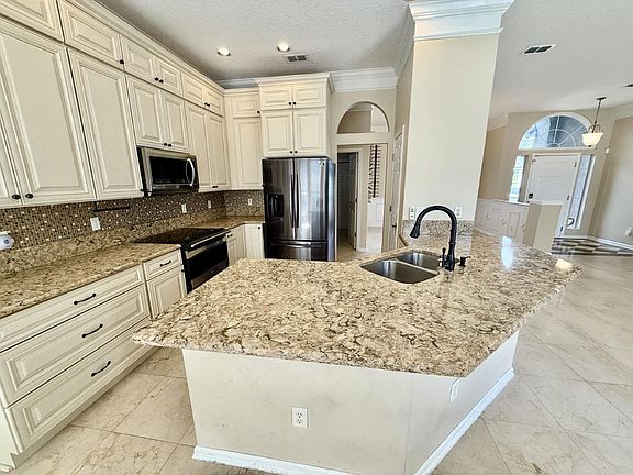 5th image of 11474 Chase Meadows Dr S