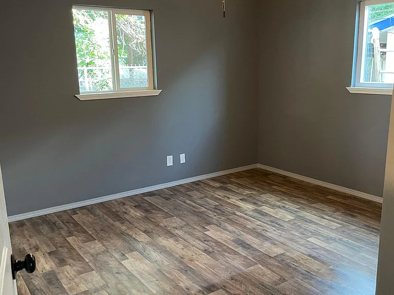 2060 Austin Dr — Photo 15