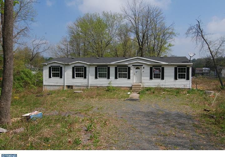 2nd image of 63 Seyfert Dr