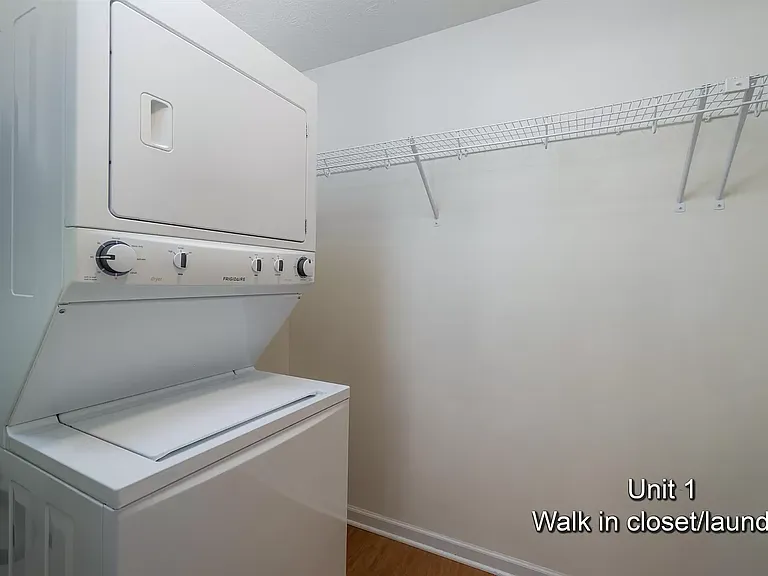 406 E Hillside Dr #3 — Photo 6