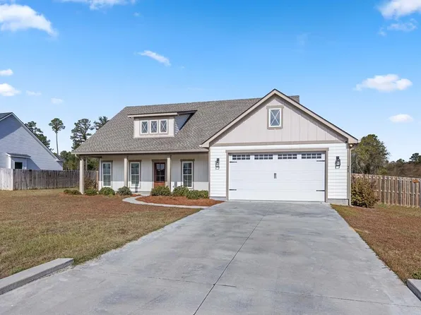 21 Willow Way, Tifton, GA 31793