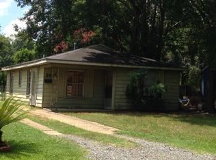 2425 Devaughn St, Shreveport, LA 71108