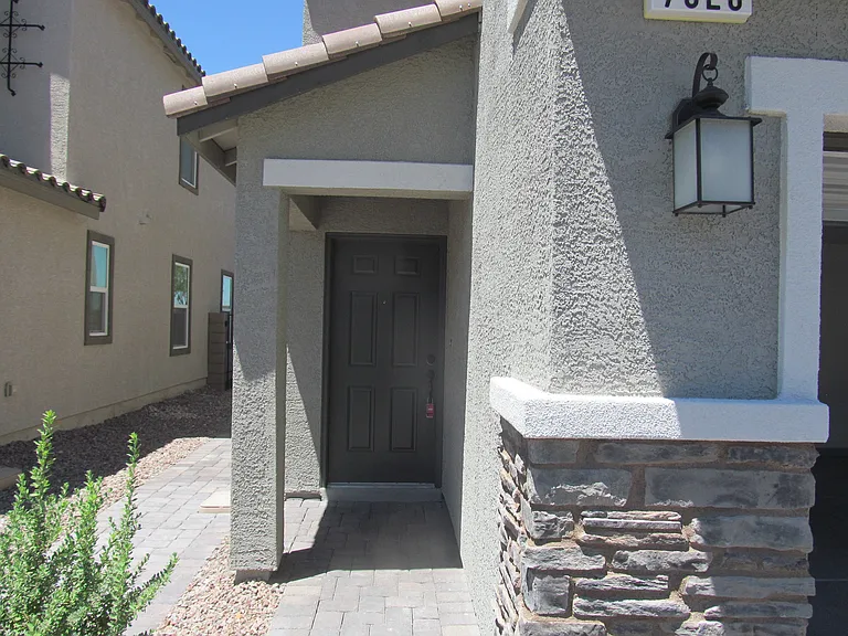 7026 Dandelion Park Ave — Photo 2