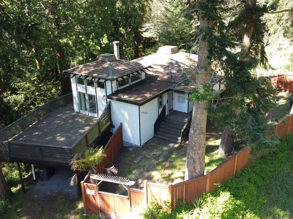 4460 S Camano Drive, Camano Island, WA 98282
