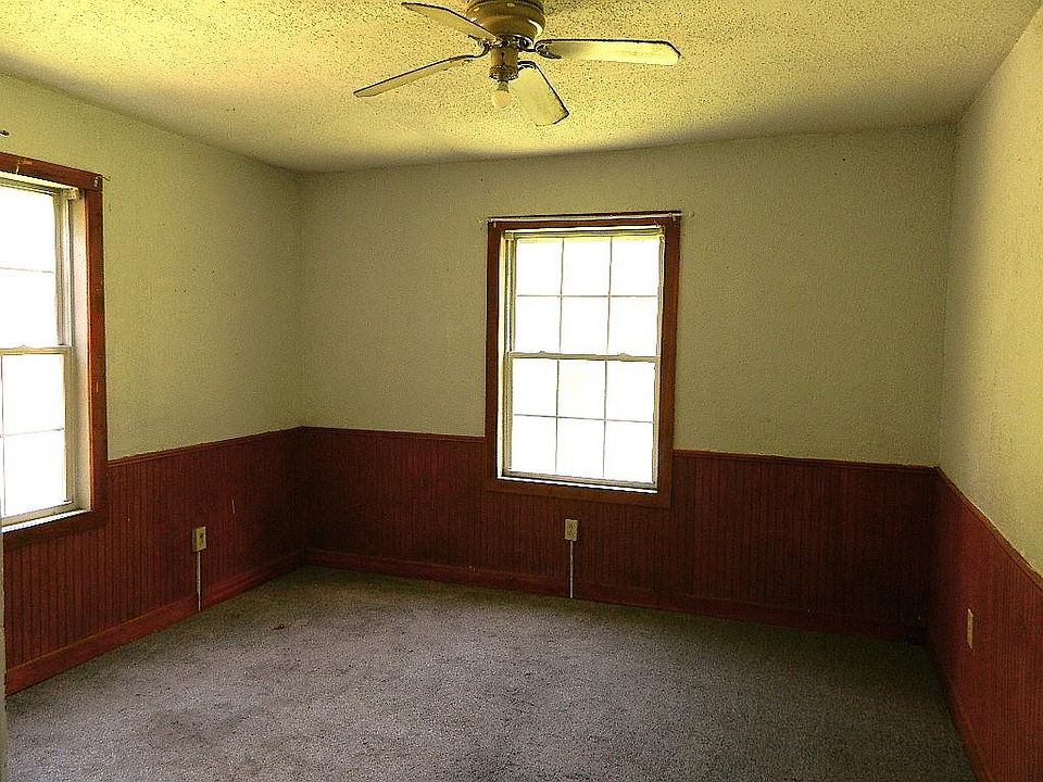 25th image of 263 Currin Valley Rd