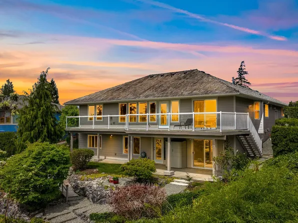 4743 S Golf Course Drive, Blaine, WA 98230
