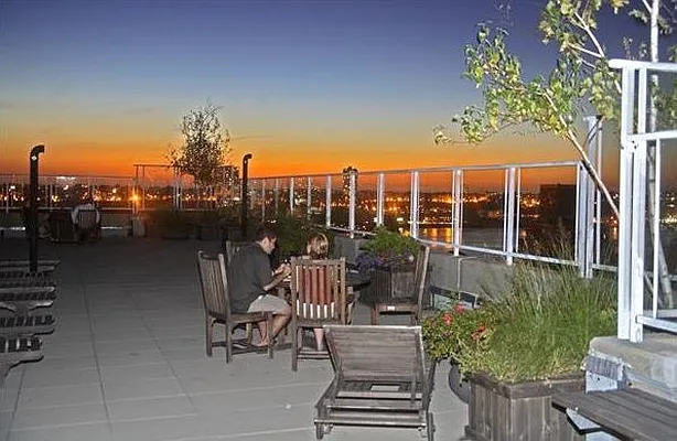 Rented by Manhattan Skyline | media 7