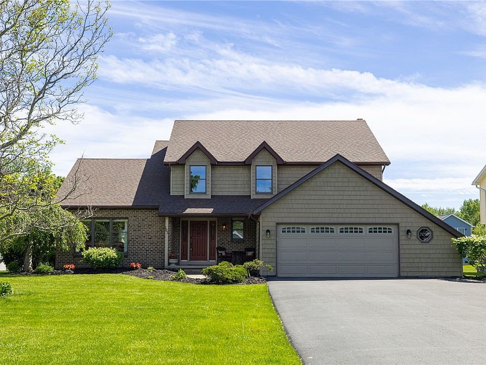 1st image of 103 W Forest Dr