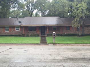 1718 Boston Ave, Bridgeport, TX 76426