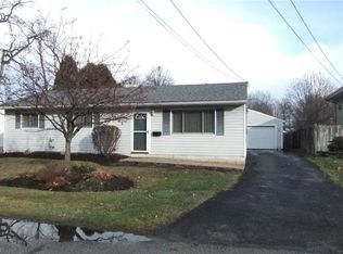 5731 Beech Dr, Mentor On The Lake, OH
