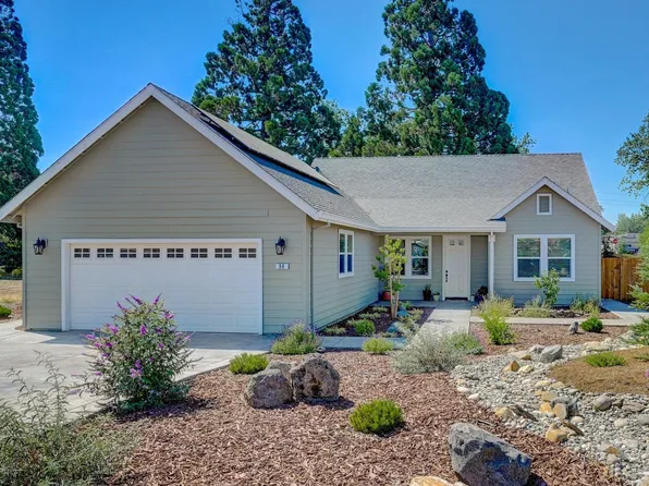 98 Creekside Ct, Murphys, CA 95247