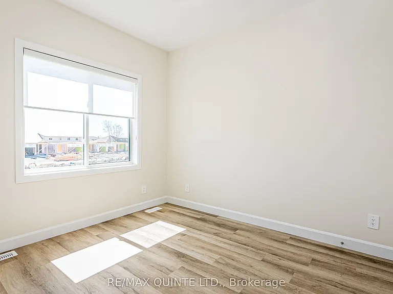 98B Riverstone Way — Photo 5