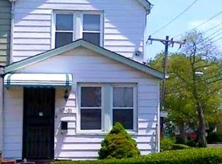 11731 204th St, Saint Albans, NY 11412