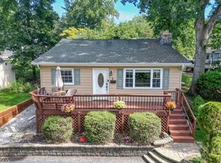 2 Crow Trl, Wayne Twp., NJ 07470