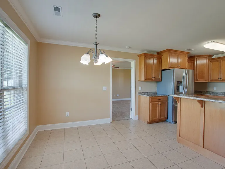 120 Lexi Ln — Photo 10