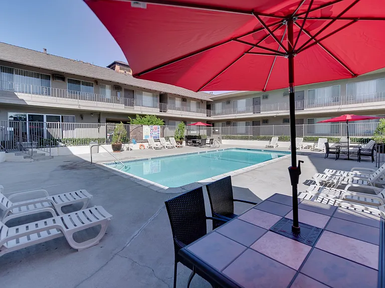 Encino Verde — Photo 10