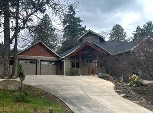 6834 Redstart Rd, Klamath Falls, OR 97601