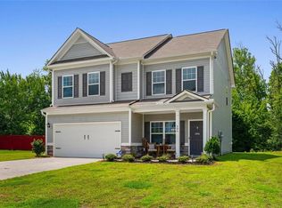 586 Collington Cir, Dalton, GA 30721