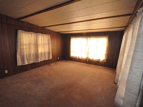 4th image of 24 N Hiawatha Cir