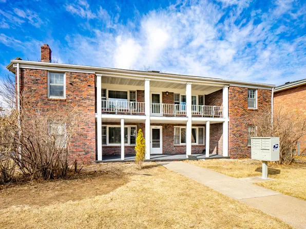 1002 N 40th St #4, Omaha, NE 68131