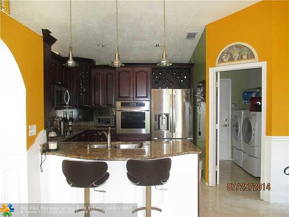 5th image of 7641 NW 47th Ave