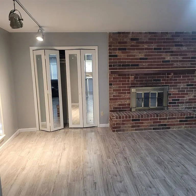 3 bed, 2.0 bath, 1510 sqft, $1,500 — Photo 3