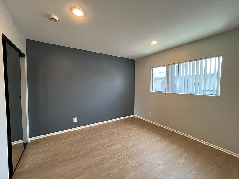 951 S. Oxford Ave. — Photo 109