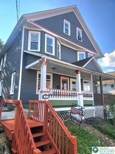 30 S 6th St, Bangor, PA, 18013