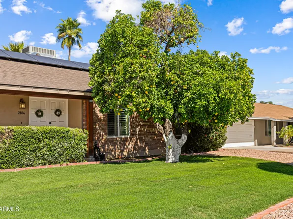 2814 E SIERRA Street, Phoenix, AZ 85028