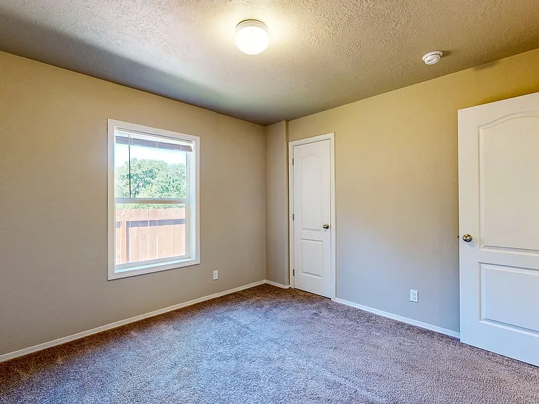12800 Dunbar Rd — Photo 8