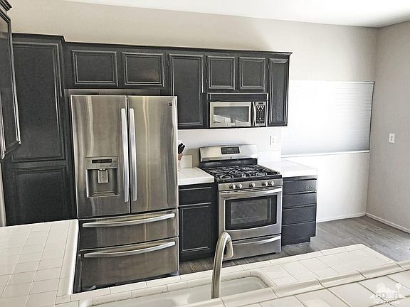 4th image of 65571 Avenida Barona