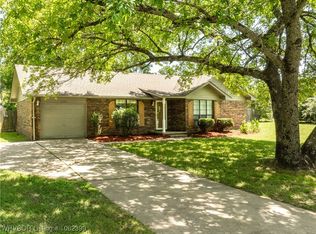 1434 Eastgate Est, Van Buren, AR 72956