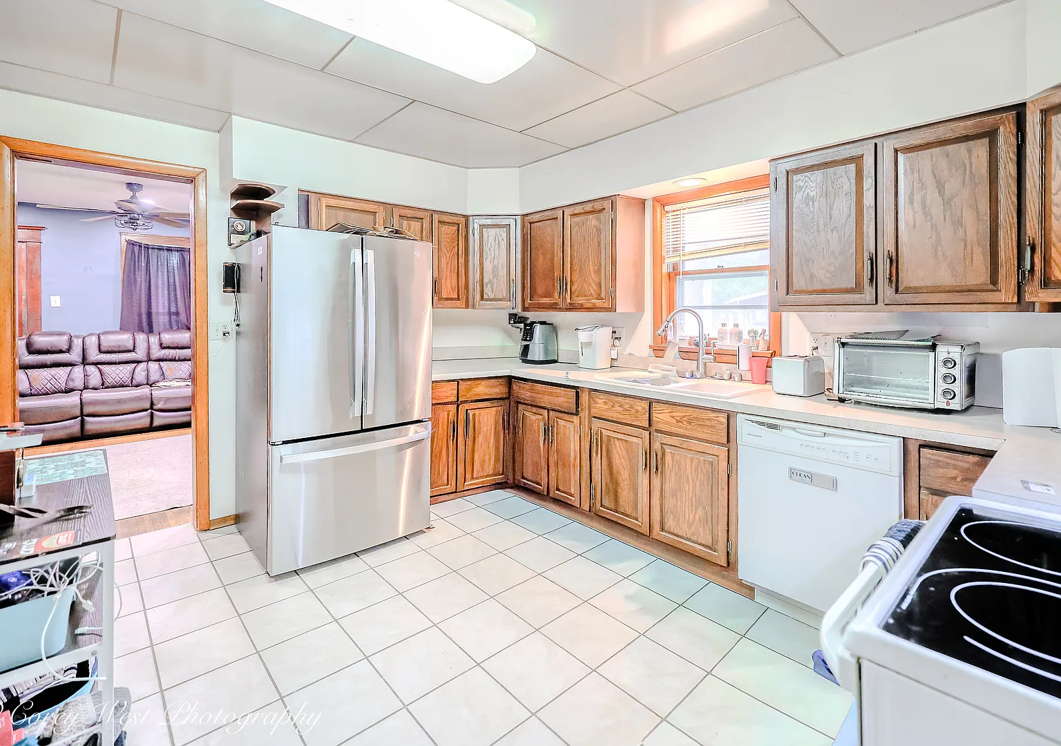 1 bed, 948 sqft, $1,300 — Photo 2