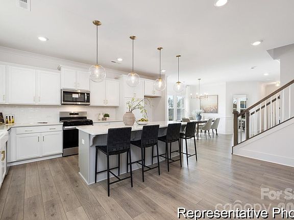 4th image of 443 Babbling Brook Ln #171B