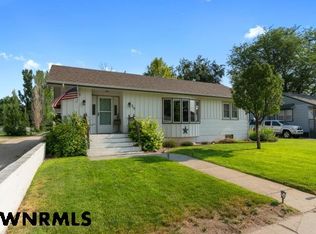 317 E Hamilton St, Morrill, NE 69358
