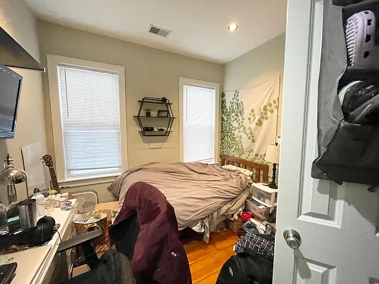 148 Hillside St #3F — Photo 8