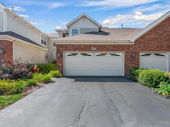 265 Birch Ln, Saint Charles, IL 60175