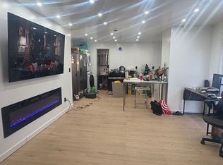 9902 216th St, Jamaica, NY 11429