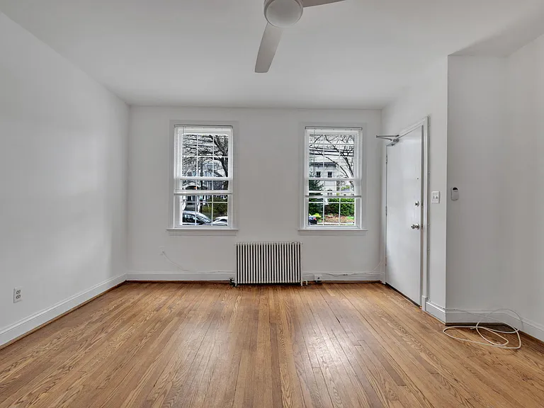 4500 Macarthur Blvd NW #1 — Photo 10