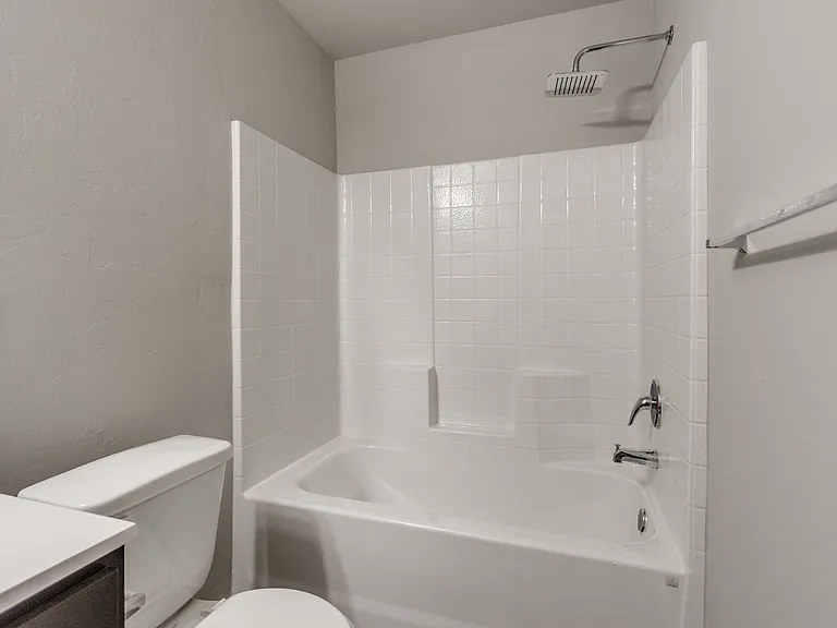626 Audrey Dr — Photo 35
