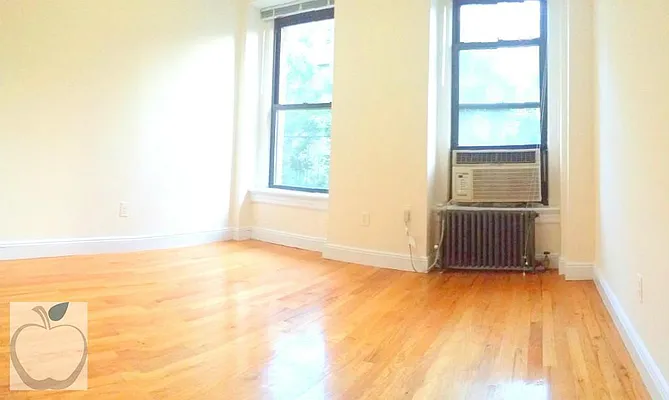 Rented by HOME RESIDENTIAL LLC | media 6