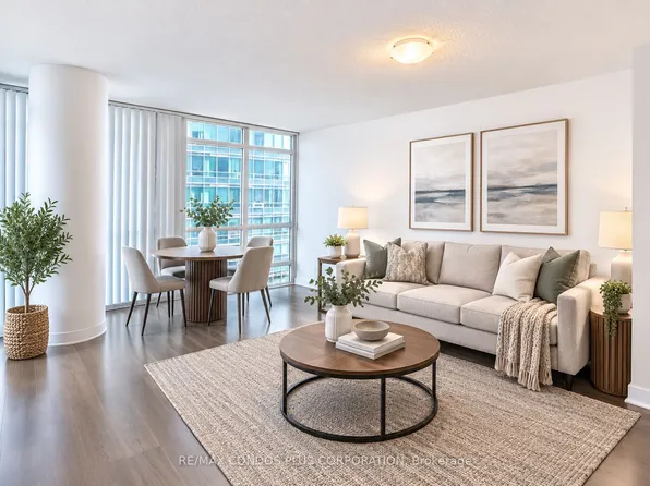 381 Front St W Unit 705, Toronto, ON M5V 3R8